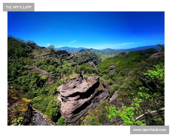 连城冠豸山自然之旅推动两岸青少年文化交流与互动共融 连城冠豸山自然之旅推动两岸青少年文化交流与互动共融